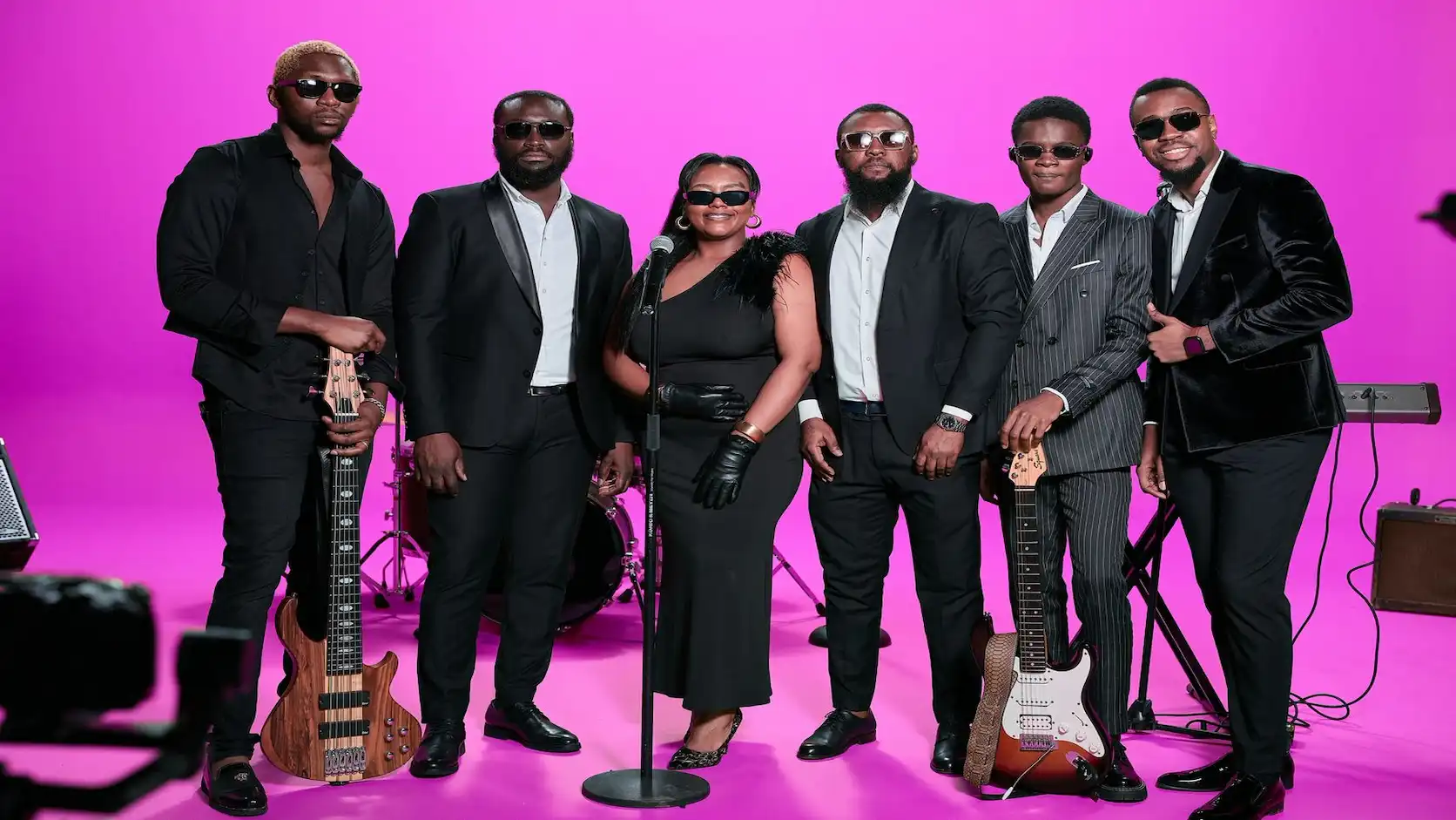 queens musical crew