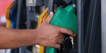 Nigeria Petrol Prices May Rise as Landing Cost Beats Dangote Rate